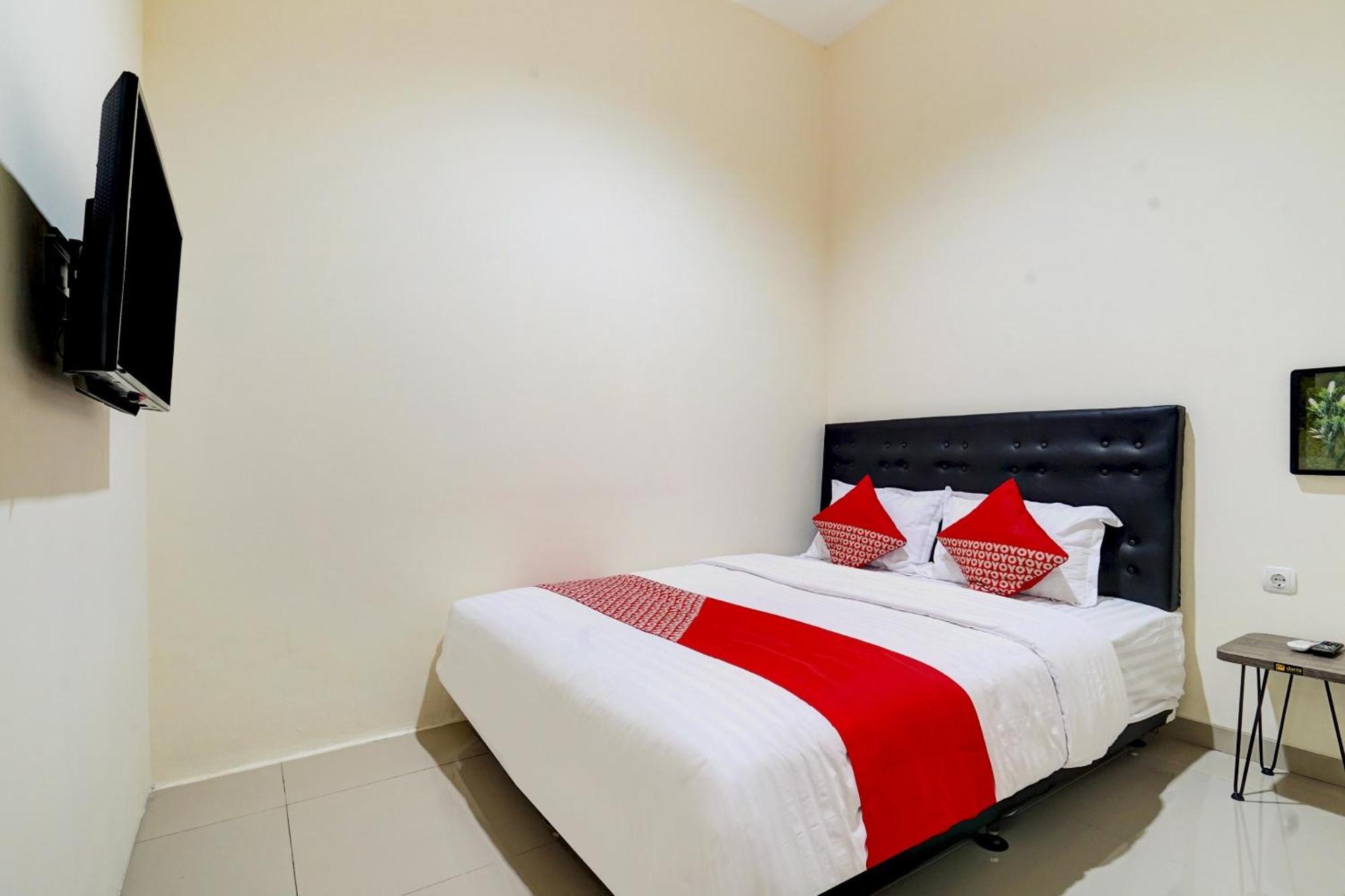 Super Oyo 90778 River Inn Malioboro Yogyakarta Exteriér fotografie